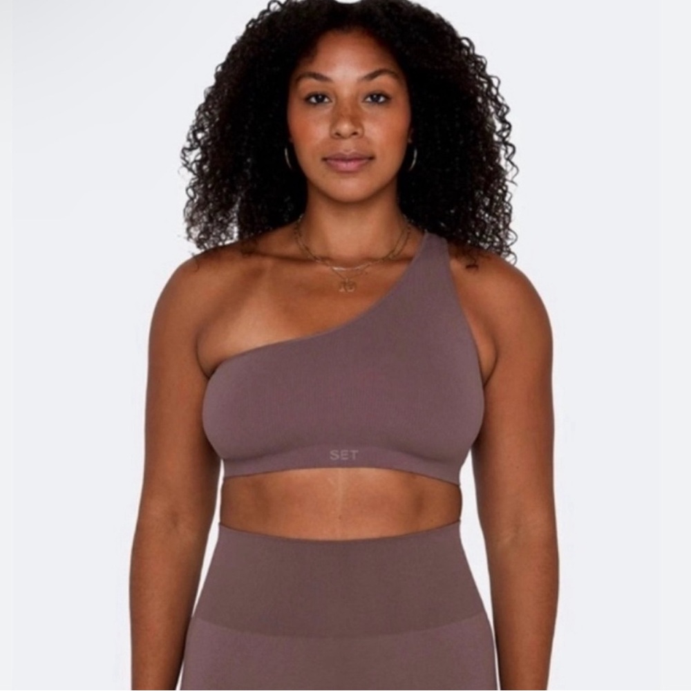 SET ACTIVE RIBBED POWER SHOULDER BRA